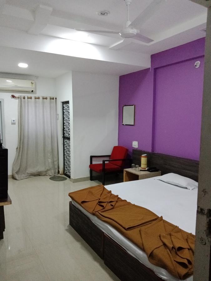 Hotel Sahara Palace Bhuj Exterior foto